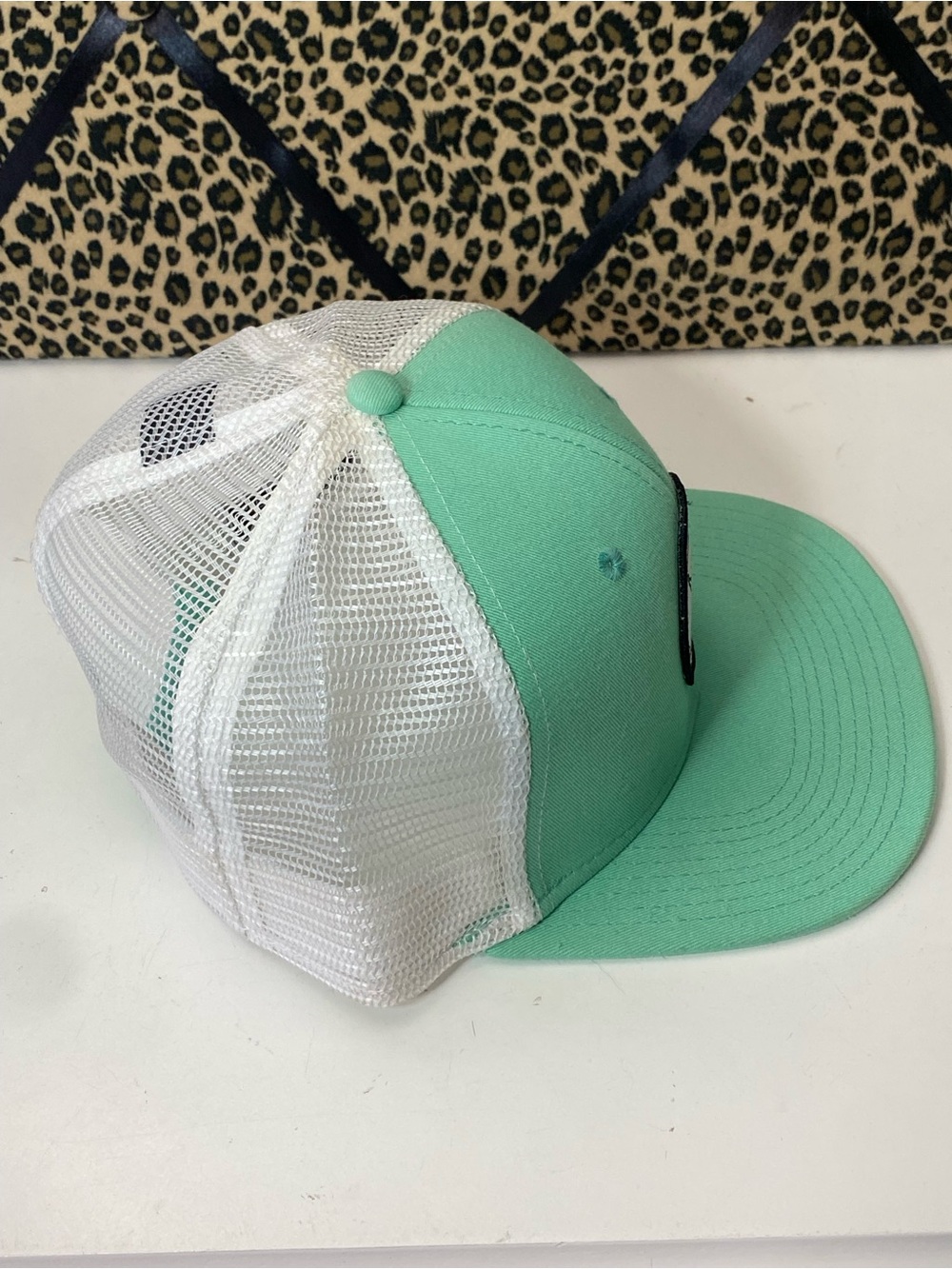Shreddy Icon Hydro Seafoam Skeleton Shaka Mesh Snapback Trucker Hat - Picture 6 of 11